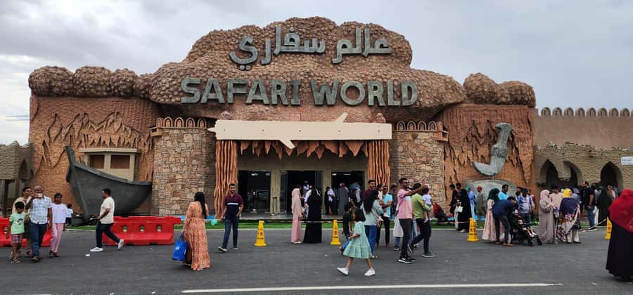 Safari World Zoo and Wahiba Sands with Sunset - Who this tour suits best, and who might prefer something else
