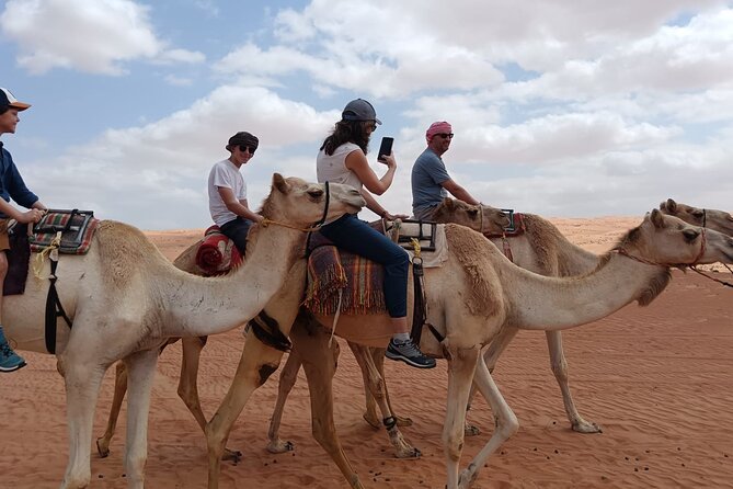 Sharing Tour to Wahiba Sand Desert and Wadi Bani Khalid Full Day - Entering Wahiba Sands in a 4x4: dune time that feels real