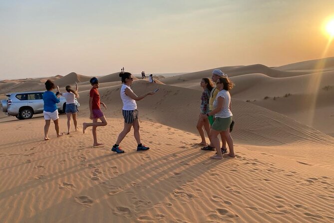 Sharing Tour to Wahiba Sand Desert and Wadi Bani Khalid Full Day - The quick Fanja stop: a tiny pause with big “Oman” energy