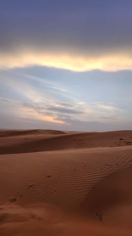 Sunset at wahiba desert - Sunset over the dunes, why the timing is the whole point