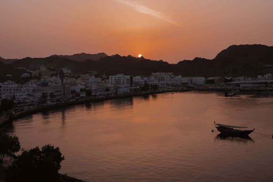 Sunset Dhow Cruise - Sunset From the Dhow: How to Get the Best Photos and Comfort on Deck