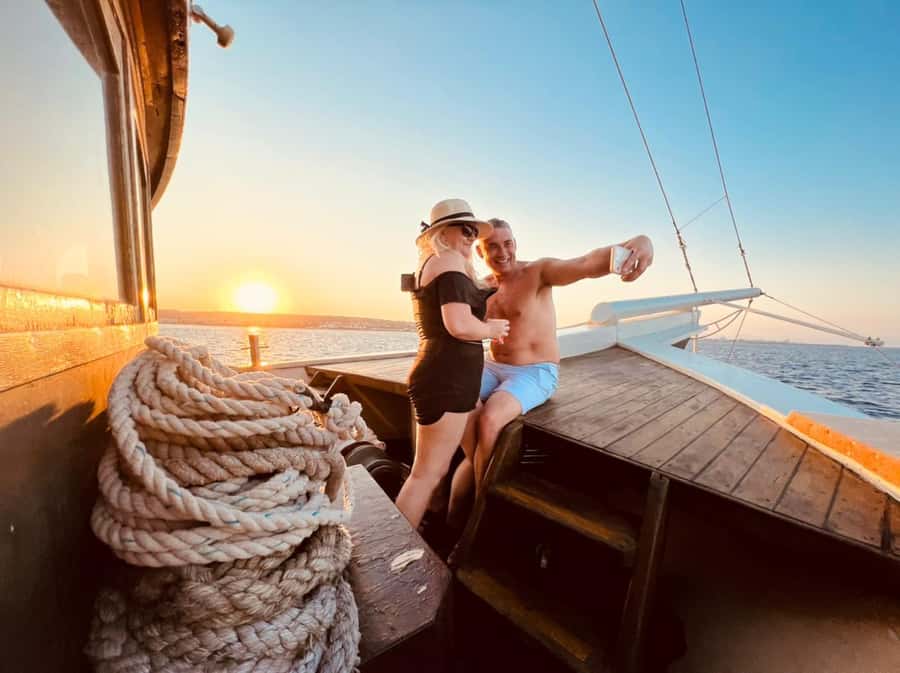 Sunset Dhow Cruise - Who This Dhow Cruise Is Perfect For (and Who Should Rethink It)