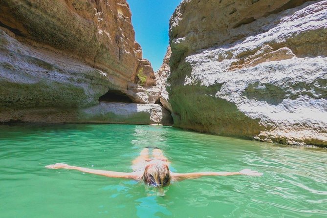 Wadi shab and Sinkhole adventure - Wadi Shab and a sinkhole, as a real mountain day