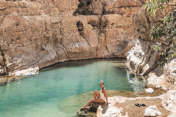 Wadi Shab Coastal Trekking - Bimmah Sinkhole, Hawiyyat Najm: a quick change of pace