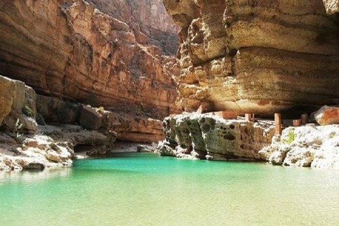 Wadi Shab full day tour - Guides Who Make It Easier, Safer, and More Interesting