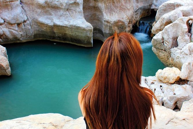 Wadi Shab full day tour (Muscat tours) : Private & custom tours - The Drive From Muscat: East Coast Views Plus the Sinkhole and Coast Stops