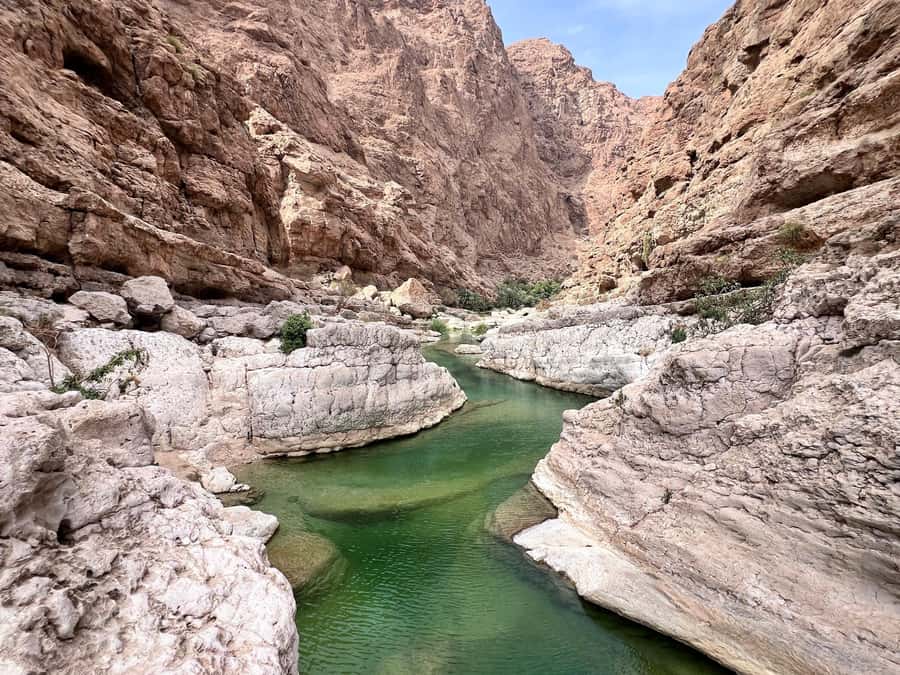 Wadi Shab & Wadi Tiwi : Guided Adventure (Customer Own Car) - How you meet up, and why starting points matter