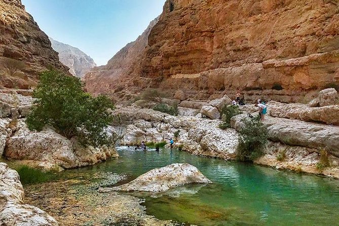 Wadishab and Bhima Sink Hole (Sharing Tours - Wadi Shab: the cave waterfall and the pools you hike for