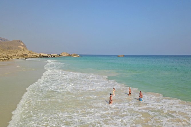 West Coast Mountains and Beaches (Fazayah beach + Shaat cliff) - Fazayah Beach swimming under the Qamar Mountains