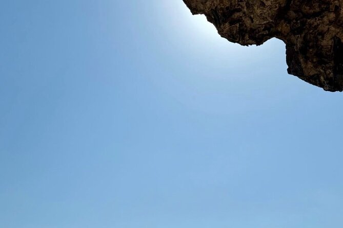 West Salalah Beaches and Blowholes - Al Mughsail Beach: blowholes and Marneef Cave in one natural circuit